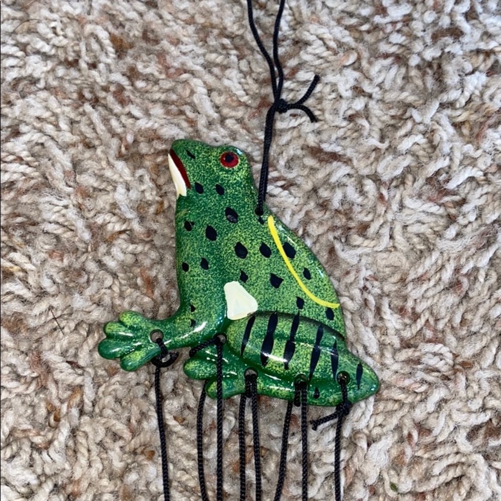 Frog Wind Chime - Picture 2 of 5